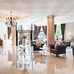 Aparthotel Residhome Paris-evry Courcouronnes