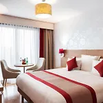 Residhome Paris-evry Aparthotel