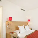 Aparthotel Residhome Paris-evry Courcouronnes