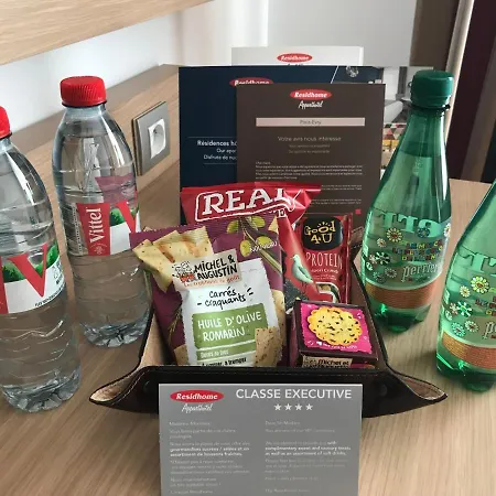 Ξενοδοχείο με διαμερίσματα Residhome Paris-evry 4*