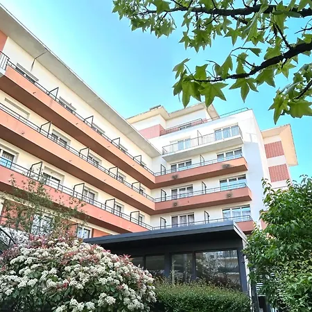 Residhome Paris-evry Aparthotel Courcouronnes