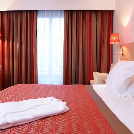 Ξενοδοχείο με διαμερίσματα Residhome Paris-evry Evry-Courcouronnes