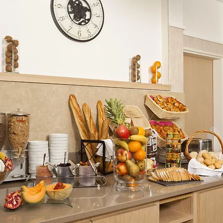 Ξενοδοχείο με διαμερίσματα Residhome Paris-evry