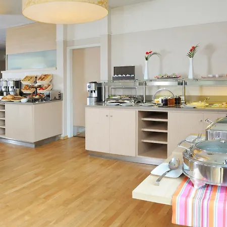 Ξενοδοχείο με διαμερίσματα Residhome Paris-evry Courcouronnes