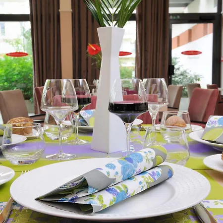 Residhome Paris-evry 4* Evry-Courcouronnes