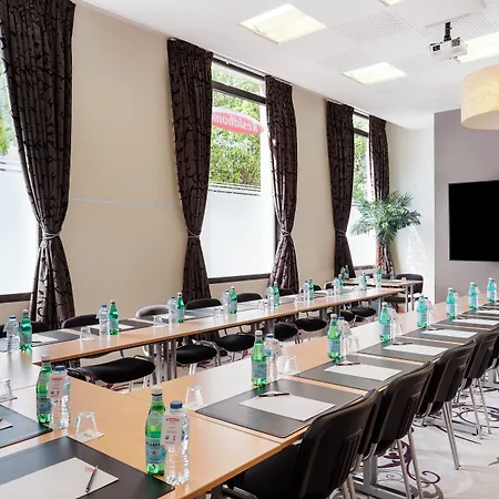 Residhome Paris-evry 4*