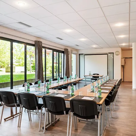 Residhome Paris-evry Ξενοδοχείο με διαμερίσματα 4*