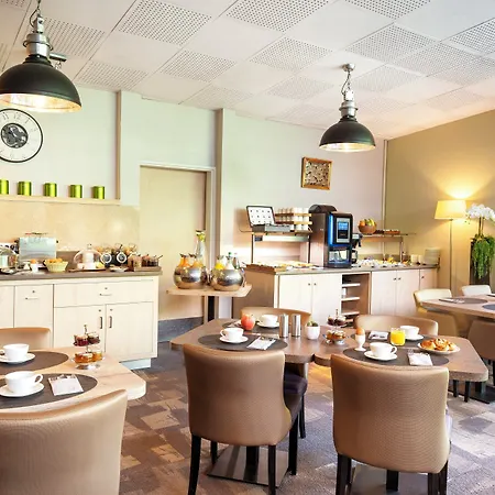 Ξενοδοχείο με διαμερίσματα Residhome Paris-evry 4*