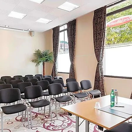 Residhome Paris-evry Apart-hotel