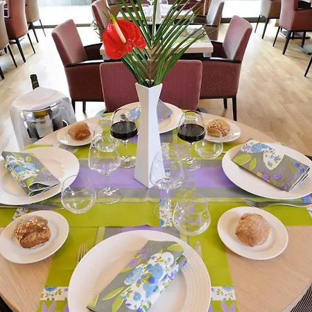 מלון דירות Residhome Paris-evry Courcouronnes